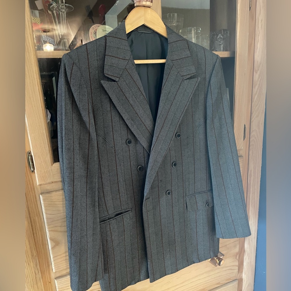 Men’s 80s does 40s jacket mobster gangster costume